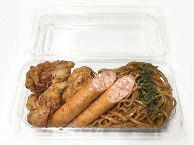 おつまみ　鶏カラ＆ソーセージ セブンイレブン (7-ELEVEN)