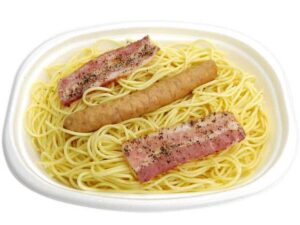 ソーセージとベーコンの大盛ペペロンチーノ セブン-イレブン