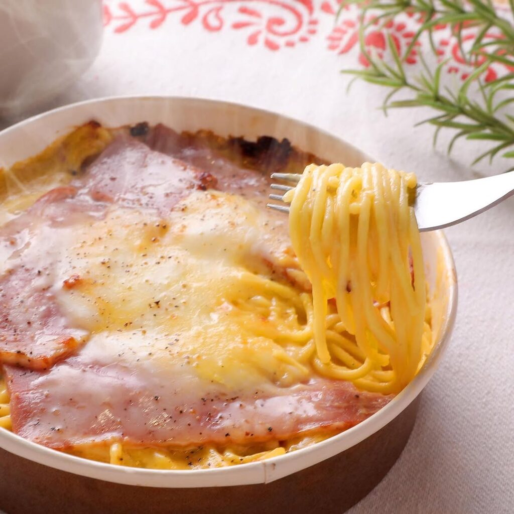 焼チーズのスパグラタン 濃厚カルボナーラ