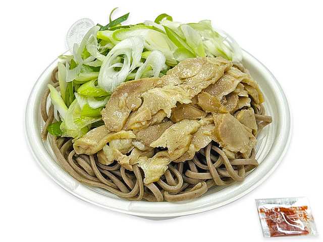 東北限定　鶏の旨味引き立つ温かい肉そば セブンイレブン (7-ELEVEN)