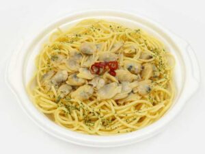 コクと旨味が広がる ボンゴレスープパスタ セブン-イレブン