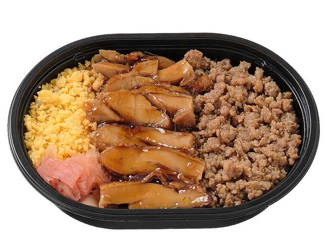 セブンイレブン 鶏そぼろ&照り焼き