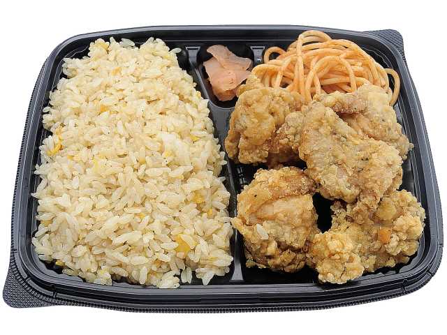 セブンイレブン チャーハン&ザンギ弁当