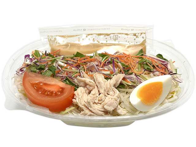 北海道名物ラーメンサラダ　蒸し鶏と半熟玉子 セブンイレブン (7-ELEVEN)