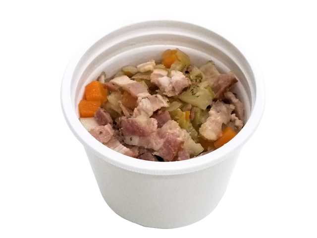 セブンイレブン 野菜とベーコンのコンソメスープ