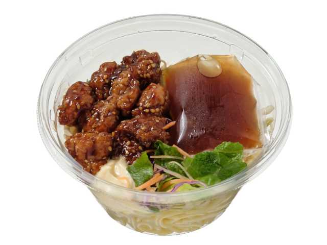 甘辛鶏唐揚げのパスタサラダ　セブンイレブン (7-ELEVEN)