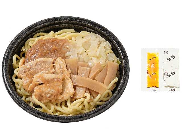 極太麺 濃厚醤油の油そば