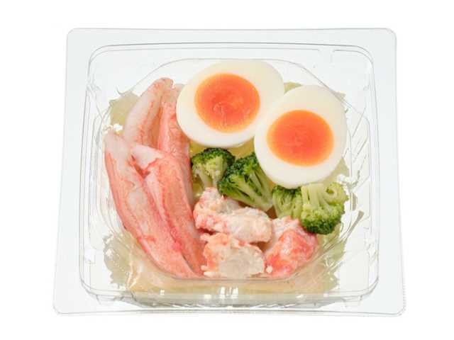 たんぱく質が摂れる2種カニカマと玉子のサラダ