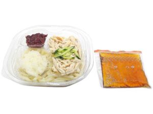 蒸し鶏と紀州南高梅のぶっかけおろしうどん セブン-イレブン